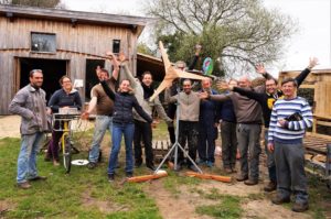 Pleumeur-Bodou, Stage auto-construction d'une éolienne piggot @ EcoCentre Trégor